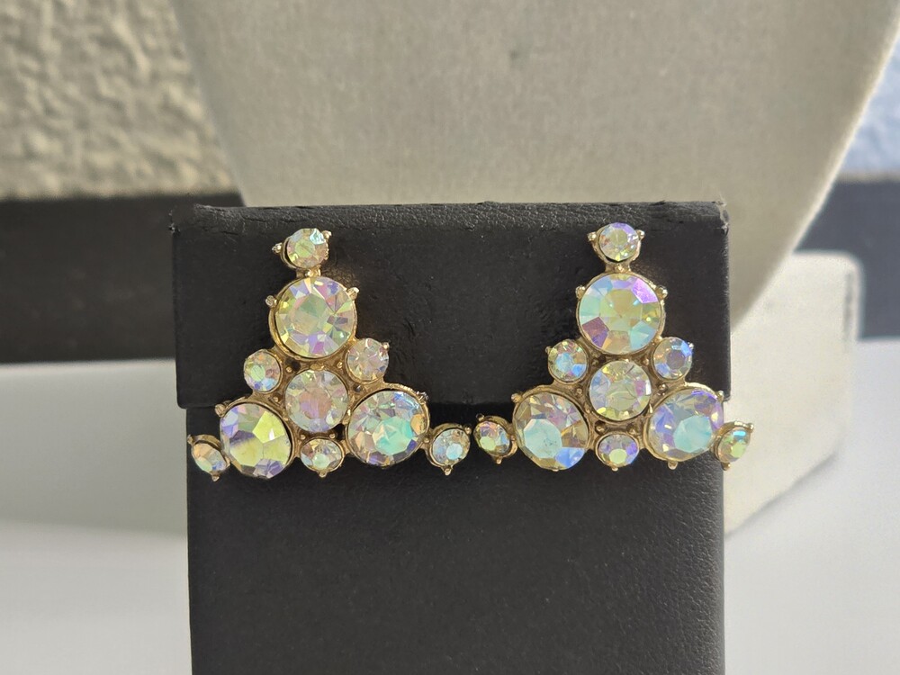 VINTAGE BIG BEAUTIFUL  Rhinestone Aurora Borealis CLIP ON EARRINGS JULIANA?